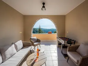 Holiday Home Pazin with Scenic Pool - Image 4