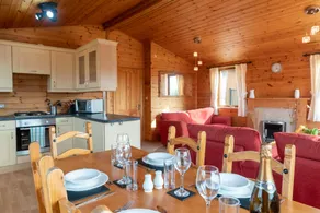 8 Ocean View Lodge - 3 Bed-Sleeps 6-TJS8OV - Image 5