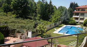 SunnySeasons Apartment with swimming pool view - Image 5