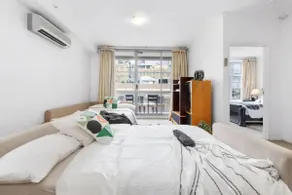 A Cozy Studio for 6 Next to Darling Harbour - Image 2