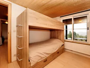 Atmospheric chalet with sauna and jacuzzi - Image 4