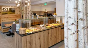 Hotel 17 Seen - Image 2