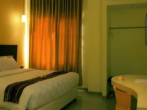 M Hotel - Image 2