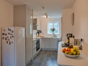 Charming Retreat in Cornwall near Bude Beaches - Image 5