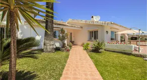 Gorgeous Home In Benalmádena With Sauna - Image 5