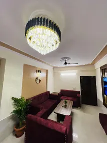 Luxur Inn - 3BHK Apartment - Image 5