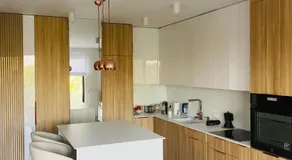 Luxury White Apartment in Park Lotników - Image 3
