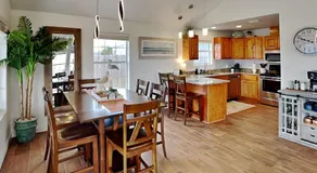 Inn at Dolphin Bay - Image 3
