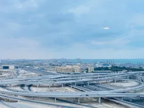 Scenic 1BR - Gym Pool & free parking @ JLT  Marina - Image 3