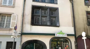 3 chambres en lit double, 6 personnes, dans appartement entièrement rénové, 70 m2 , WIFI,Climatisation, très calme , tout équipé,lit bébé - Image 4