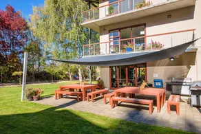 Shotover Lodge - Image 3