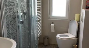 Modern and cozy apartment in good location - Image 2