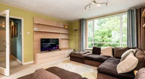 City Convenience The Complete Package Teddington - Pass the Keys - Image 2