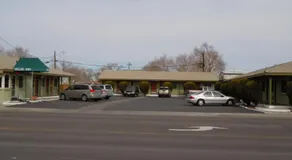 Value Inn - Image 5