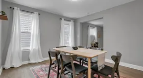 The Huron Charmer-4 BD and Yard - Image 3