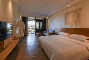 Yibin Nanxi Ancient Street Yujian Boutique Homestay - Image 2