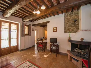 Farmhouse with air conditioning, private terrace and pool - Image 2