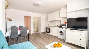 Dream House - Image 2