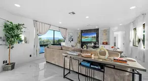 Entire Private Home with 3 Bedrooms 2 Bathrooms, Mountain View, Jetted Tub, 2500 sqft, King Bed,Garage, Available Now - Image 5