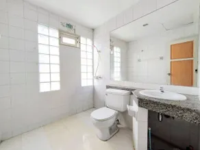 127 House - Image 2