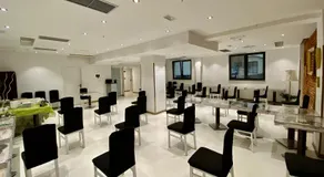 Timeout Heritage Hotel Zagreb - Image 2
