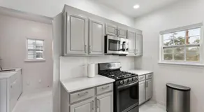 Modern Central East Austin 4BR Gem - Image 5