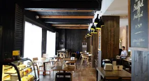 Cuarto Hotels Cebu - Image 3