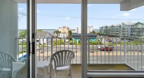 Beachcomber Motel - Image 5