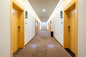 GreenTree Inn Huayin Huashan Town Huashan Scenicspot Express Hotel - Image 3