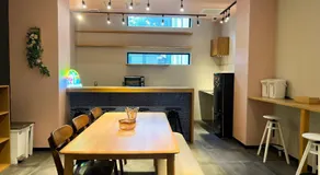 Hostel Hangout Best Value Near Kuromon Market & Namba - Image 5