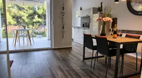 HD Beach House I - Image 3
