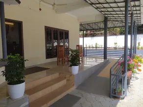 Hotel O Summerland Inn - Image 2