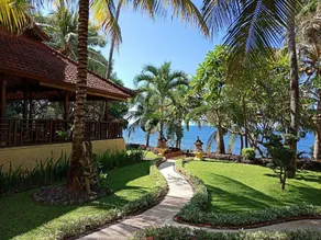 Teluk Indah Beach & Pool Villa - Image 4