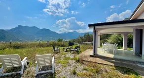Country Homes - Image 4