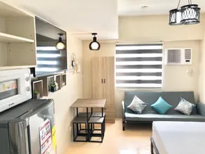SM Mall Condo ● ELECTRIC 24/7 ●Internet 30MbpsWIFI - Image 3