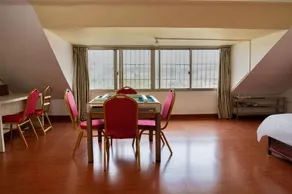 Triumph Arch Hotel (Xiangzhou County Government Branch) - Image 2