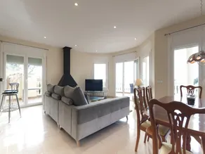 Holiday Home in Empuriabrava with Private Pool - Image 2
