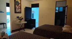 Hotel Sociedad y Maristas - Image 2