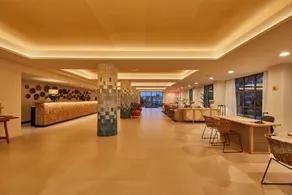 Alua Calvia - Image 5