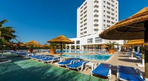 Panoramic Sea View 1 Bedroom Apartment - Image 3