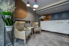 Home Inn Neo Shanghai Hongmei Road Laowai Street - Image 3