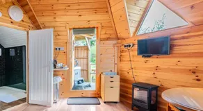 Hazel wood lodge - Image 2