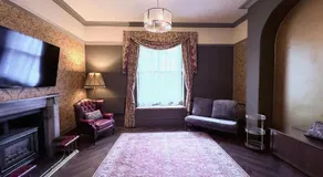 Fairlawn House - Image 2