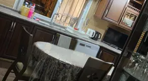 شقه مفروشه مع حديقه اربد بجانب فندق فلامنجو ومدارس دار العلوم - Image 4