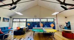 Urban Camp Group Accommodation - Image 3