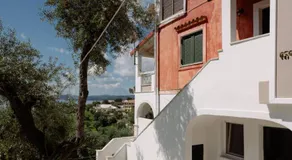 Vallia's Seaview & Stylish Apartments by Konnect, Nisaki - Image 4