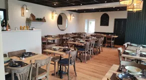 Le BISTRO - Image 3