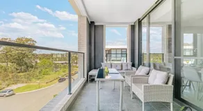 Stylish 3bedroom apartment in Rouse Hill - Image 4