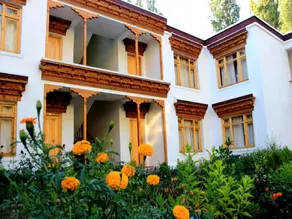 Hunder Resort - Image 2