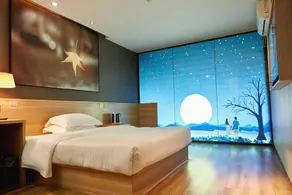 IU Hotel Chengdu Jianyang Xiongzhou Plaza - Image 5